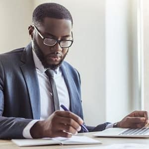 MANAGEMENT INFORMATION SYSTEMS FOR EXECUTIVE SECRETARIES AND PERSONAL ASSISTANTS